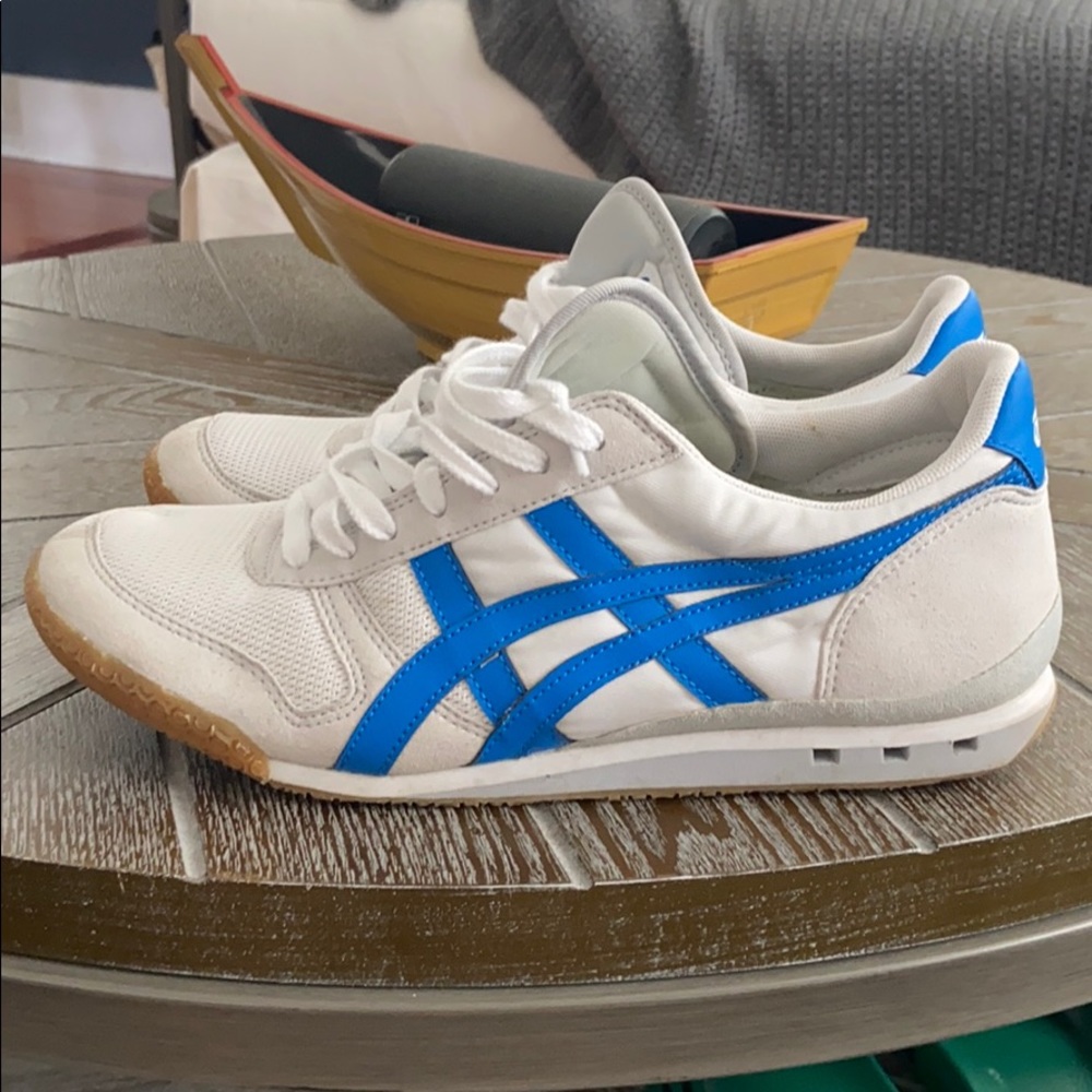 ASICS tiger